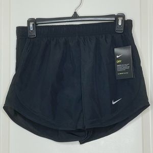 NEW! WOMEN NIKE SHORTS SZ SMALL